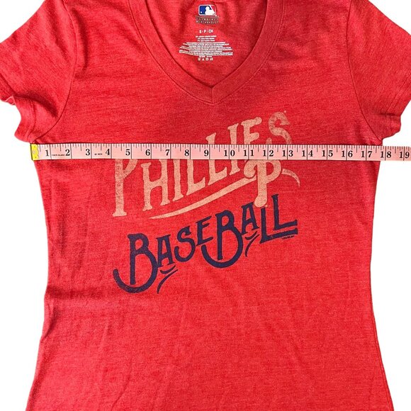 Phillies Baseball Tshirt Size SP‎ Womens V Neck Logo Short Sleeve Small Petite - Picture 8 of 8